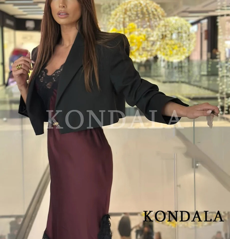 KONDALA Elegant Commute Short Blazer Women Dinner Chic Black Lapel Suit 2026 Spring Trendy High Street Office Lady 260625 - view 3