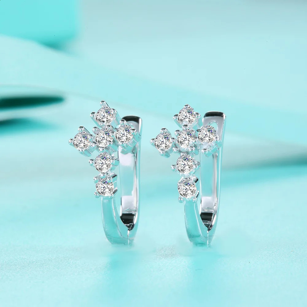 selling 18K white gold cross earrings for women and platinum PT950 Ushaped personalized hiphop ear clip 260623 - view 7