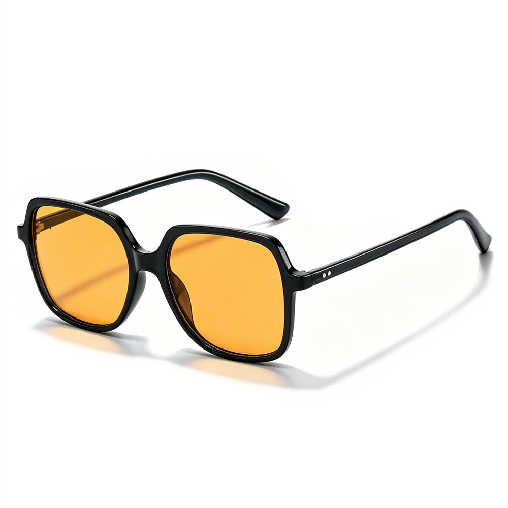 2026 New Model European And American Style Versatile Simple Rivet Fashion Large Frame Square Sunglasses - view 1