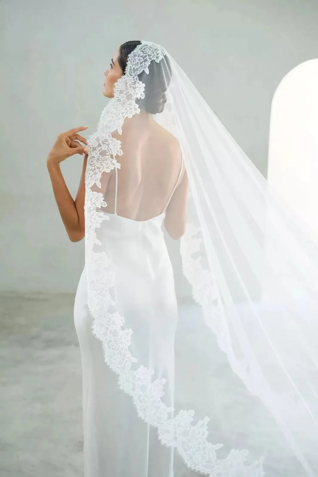Customized 1 Tier Mantilla Wedding Veil Long Full Lace Edge Cathedral Bridal Veils Wedding Accessories Doda Velo De Novias 260617 - view 5