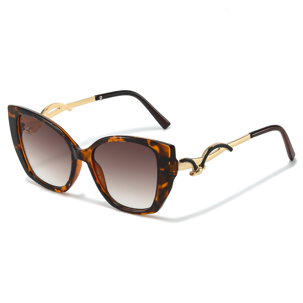 2026 New Cat-Eye Fashion European And American Style Large Frame With Wavy Metal Decorations Ins Sunglasses For Women - view 5