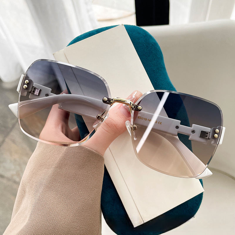 2026 Designer's Popular Luxury Personalized Trend Casual Frameless H Decorative Sunglasses Fashion Trend Ins UV Resistant Sunshade Frameless Sung - view 4