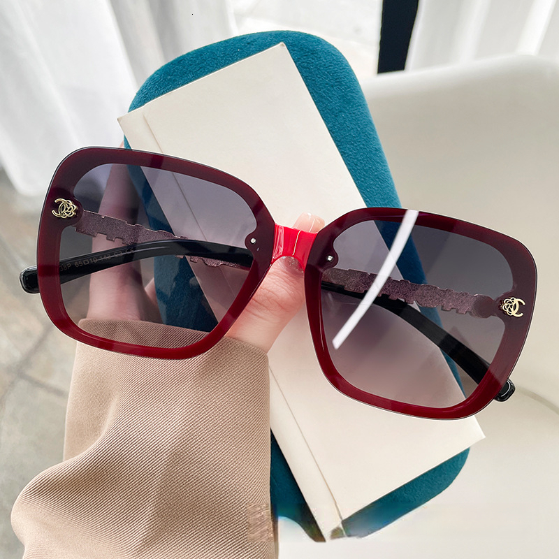 Designer's New High-end Imitation Chain Terms Niche Light Luxury Small Fragrance Retro Sunglasses Female Internet Celebrity Fashionable Sunshade  - view 5