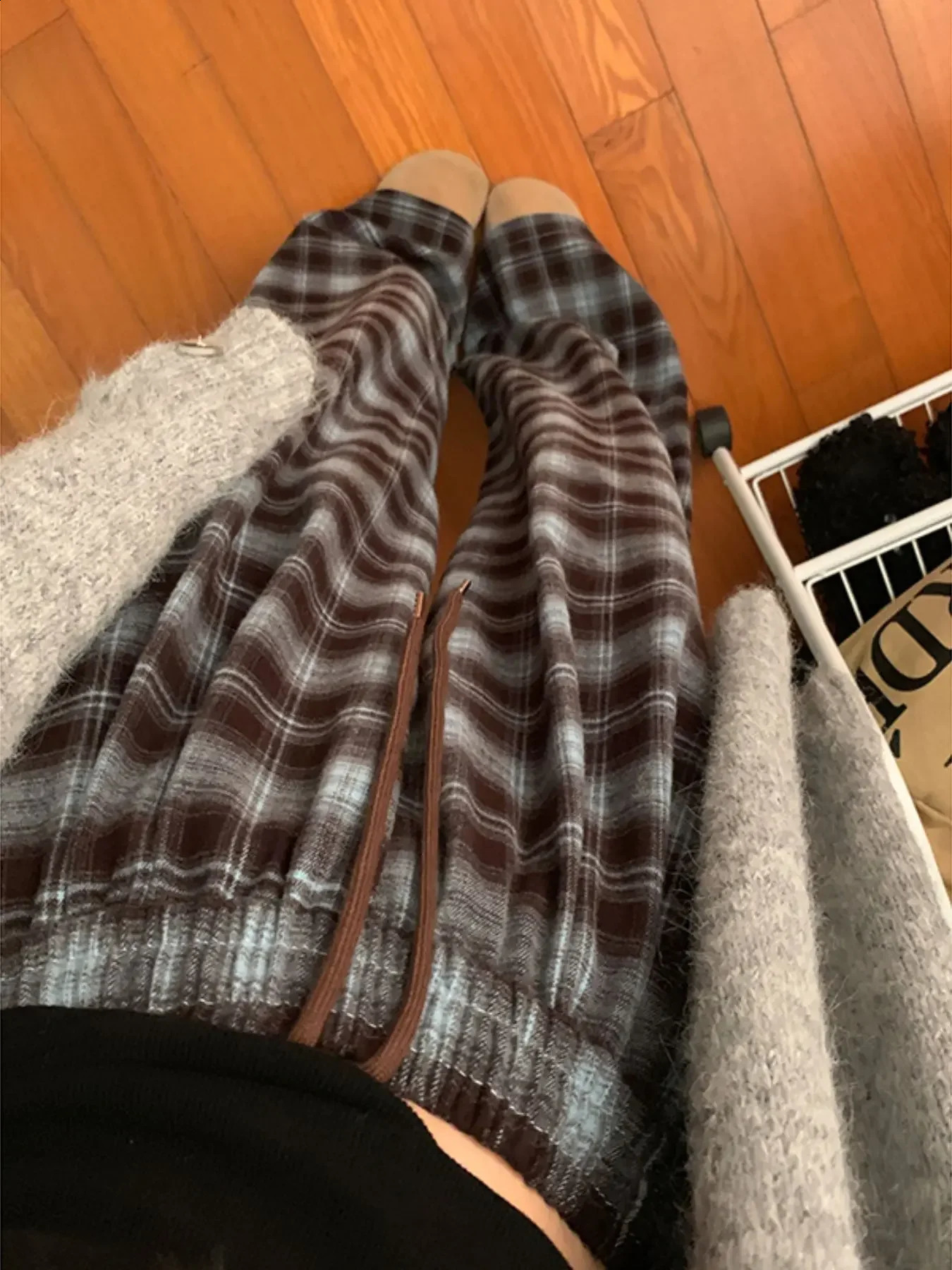 Retro Checked Plus Size Womens Trousers Relaxed Fit Comfortable Y2K Casual Straight Leg Pants SpringAutumn Bottoms 260625 - view 3