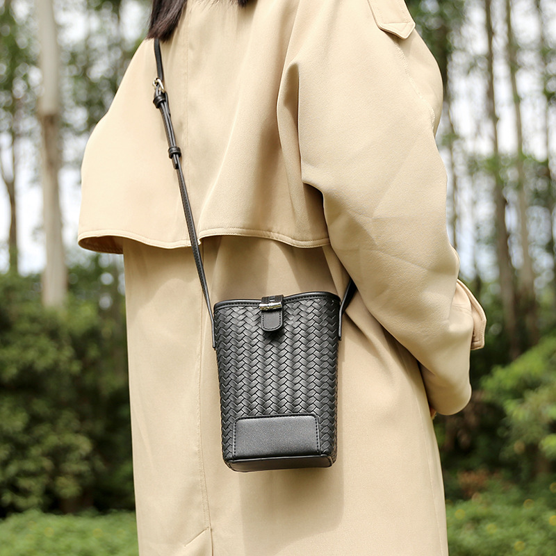 2026 New Woven Mini Square Bag for Women, Unique Designer Crossbody Phone Purse, Versatile Casual Everyday Bag