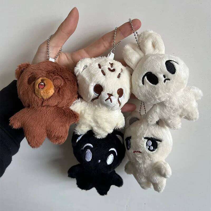 1pc Kpop Cartoon Cheetah Doyoung Mark Same Plush Keyrings Q Styles Mini Gomdo Lee Taeyong Keychains Key Rings Bag Pendants 26Y0626