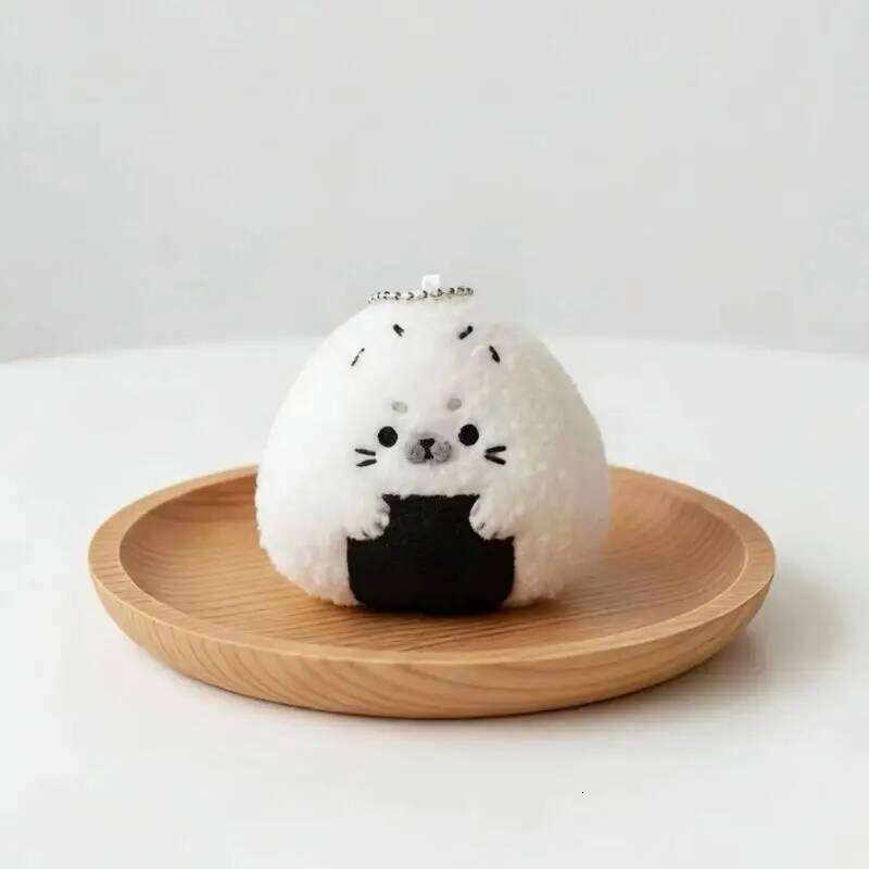 Kawaii Rice And Vegetable Plush Keychain Cute Sushi Seal Stuffed Animal Bag Charm Soft Penguin Pendant Keyrings Girls Gifts 26Y0626