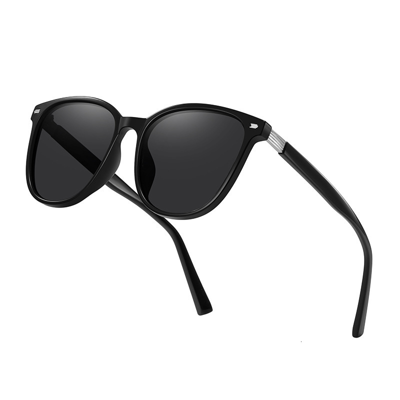 Large-Frame Polarized Sunglasses Are A Fashionable Accessory For Driving And Outdoor Outings - view 3