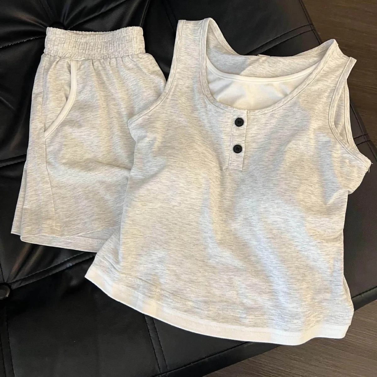 Simple Solid Color Casual Sleeveless Pajamas for Women Spring and Summer Spaghetti Strap Shorts Homewear Set Outfit 260625 - view 3
