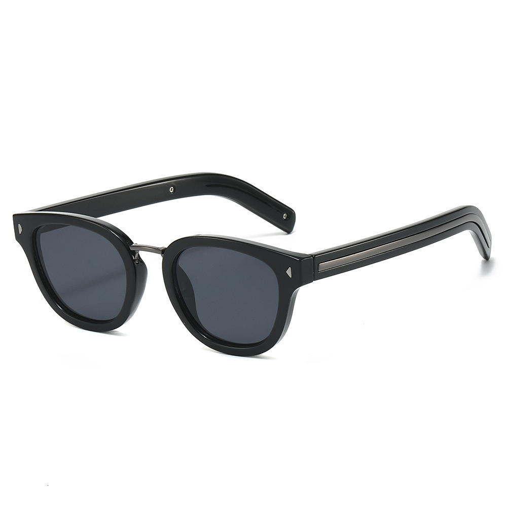 2026 New Oval Fashion Sunglasses, Style With Unique Triangular Rivets, Simple And Popular Export Sunglasses - view 4