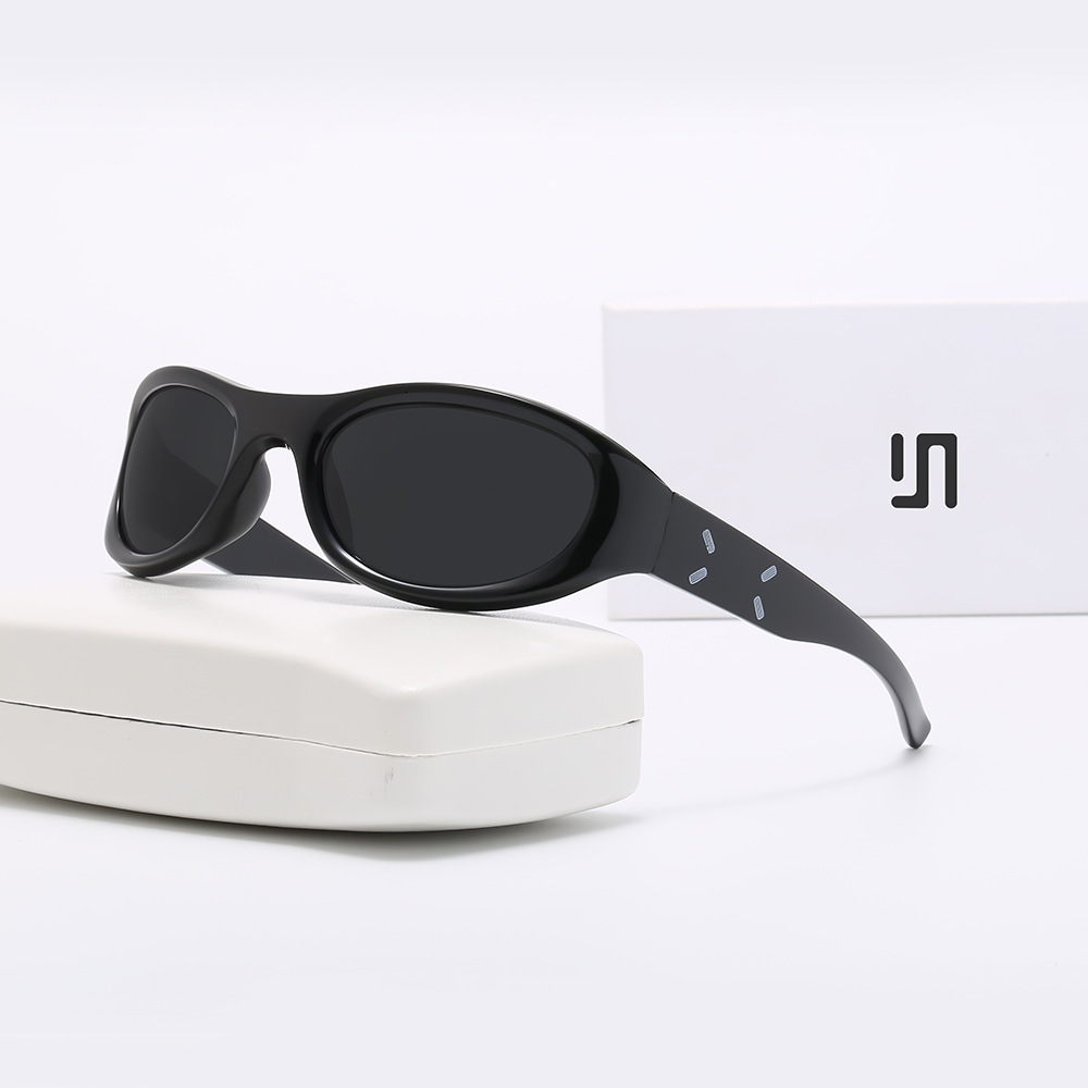 New Personalized Futuristic Women, Windproof Cycling Goggles for Men, Mountaineering UV Protection Outdoor Sunglasses wholesale - view 6