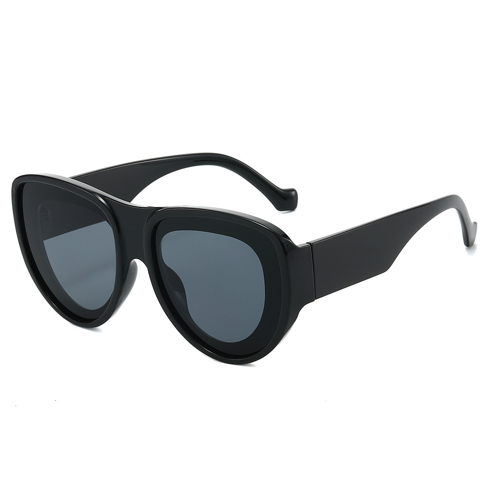 2026 European And American Large Frame Fashion New Personalized Hip-Hop Oval Shield PC Internet Celebrity Sunglasses For Women - view 3