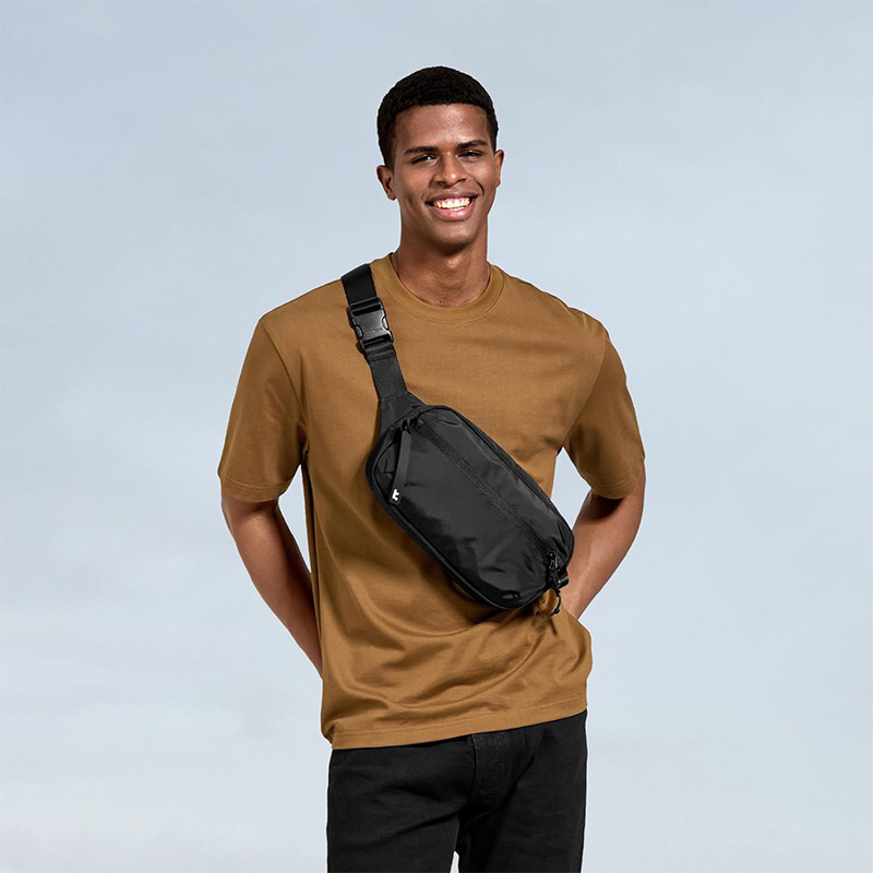 Nylon New Fashion Lightweight Outdoor Portable Polyester Sports Chest Waist Crossbody Bag For Men High Quality Luxury Bag