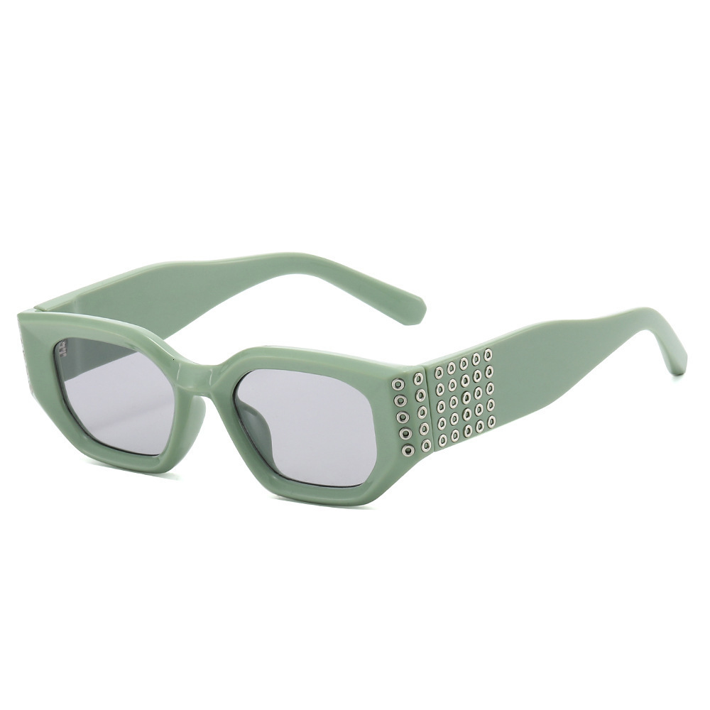 2026 New High-Quality Square Frame Rivet Sunglasses For Men And Women, Retro Sun Protection Glasses That Make The Face Look Smaller - view 6