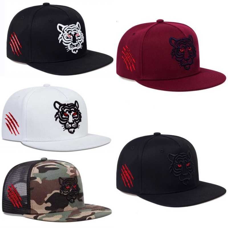 NEW man hot sale Summer Trucker Caps Unisex SnapHats Cotton Black Tiger Embroidery Baseball Men Women Hip Hop Hat M260626