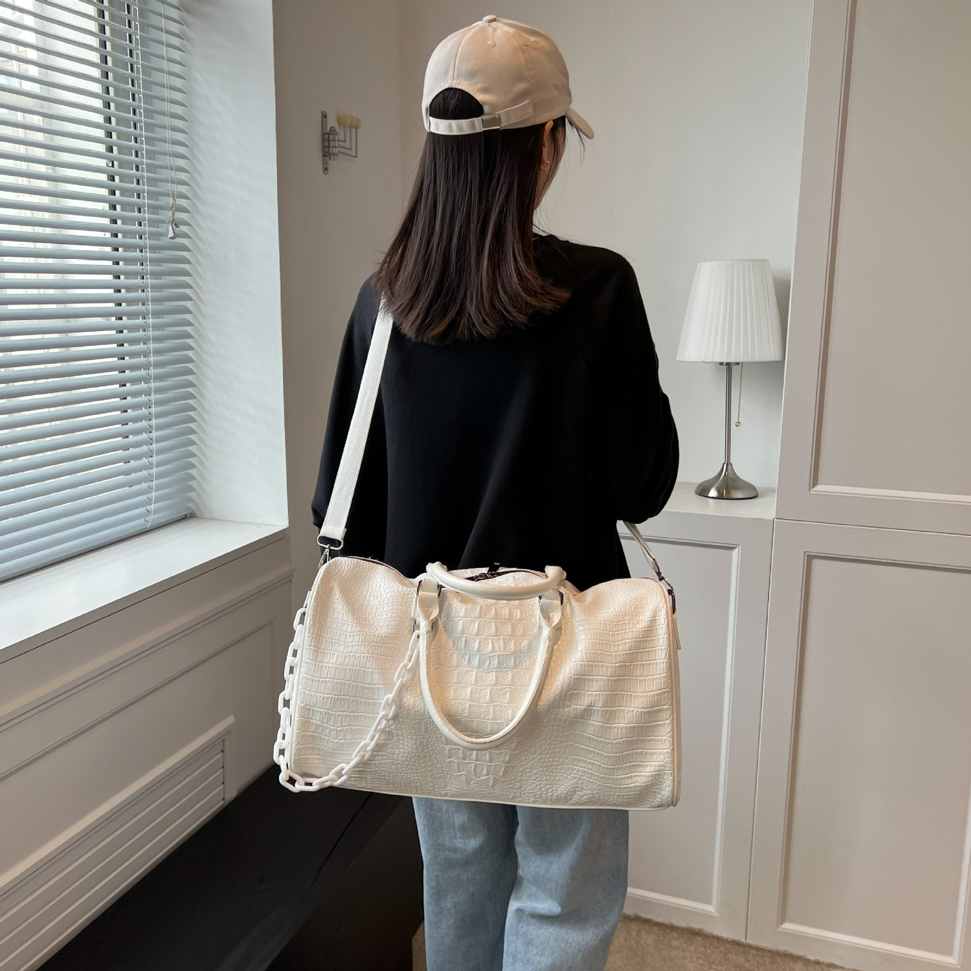 Free Shipping 2026 Crocodile Embossed Leather Travel Bag for Women, Large Carry On Duffle with Chain Detail, Premium Sports Gym Overnight Tote - view 3