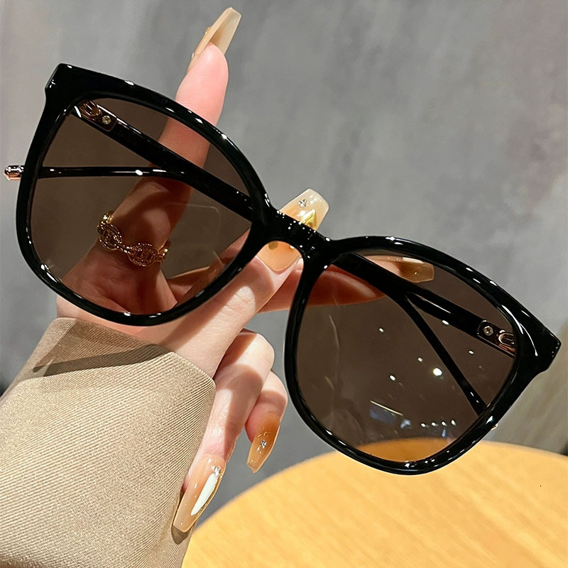 Women s Sunglasses New Model Large Frame Tea Colored Polarized UV Protection Slimming Effect for Large Faces Driving Sunglasses - view 1