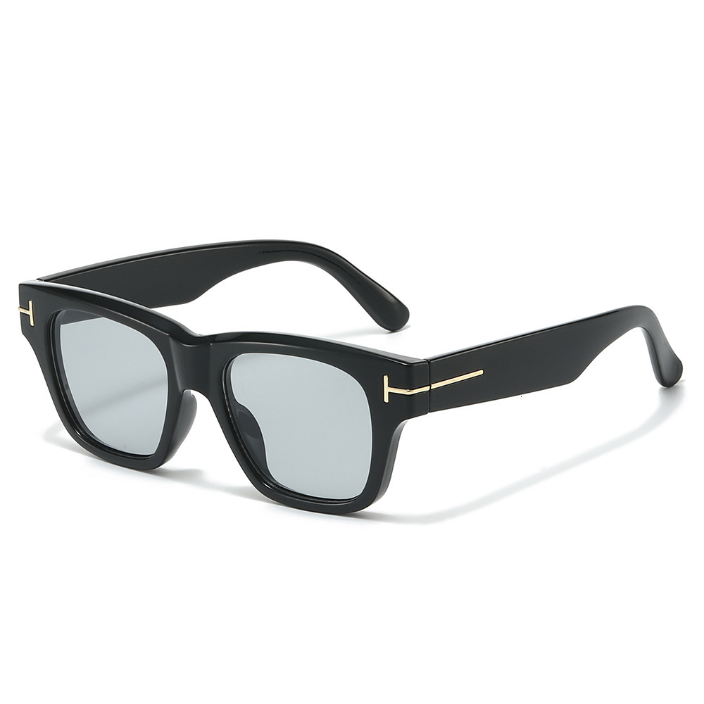 2026 New Square Simple Unisex Versatile European And American Retro Popular Letter Fashion Sunglasses - view 6