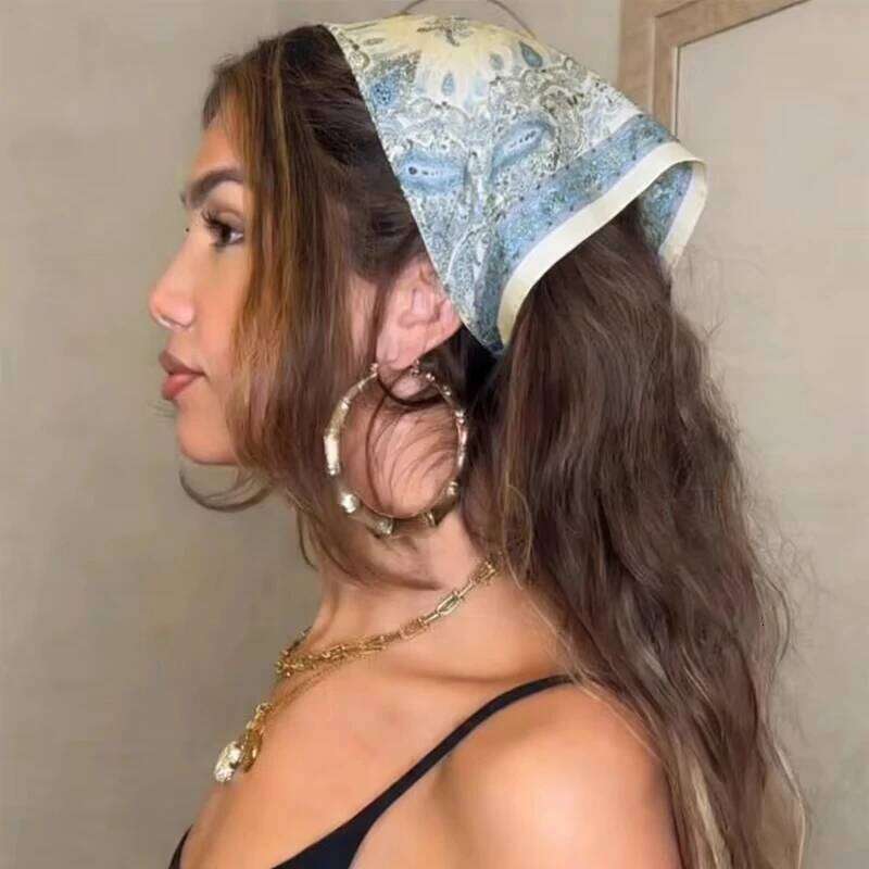 Luxury Printing Silk Square Scarf Women Neck Hair Tie Band Beach Hijab Kerchief Head Headbands Bandana Female Foulard 70cm 26Y06226 - view 5