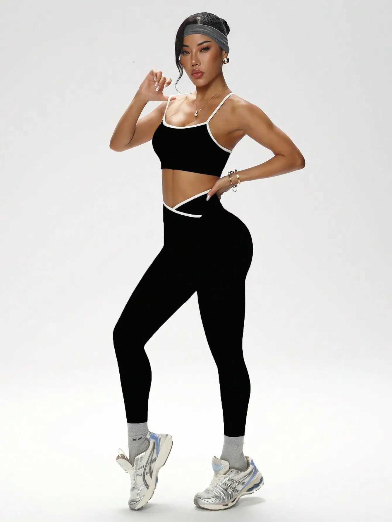 Set Black White Contrast Workout Women Crisscross Sports Bra Butt Lifting High Waist Leggings 2Pcs Gym Yoga Pilates Outfi M260626 - view 7