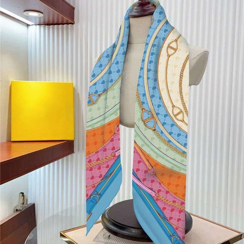 90CM French Love Circle Belt Chain High Quality Twill Silk Shawl Sunscreen Large Square Decorative Scarf 26Y06226 - view 6