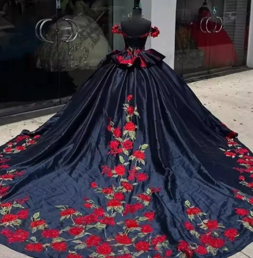 Navy off-shoulder dress with red roses, layered ruffles, and long train, matching necklace, Quinceanera vintage dress - view 5