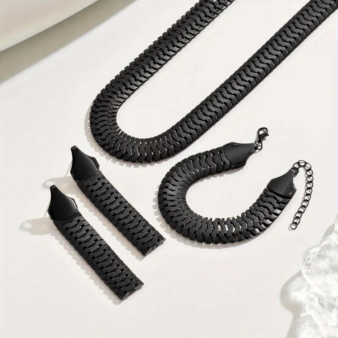 3Pcs Jewelry Set 18K Gold Plated Wavy Snake Chain Choker Necklace Drop Earrings Bracelet Minimalist Daily Women Versatile Statement Accessories - view 4