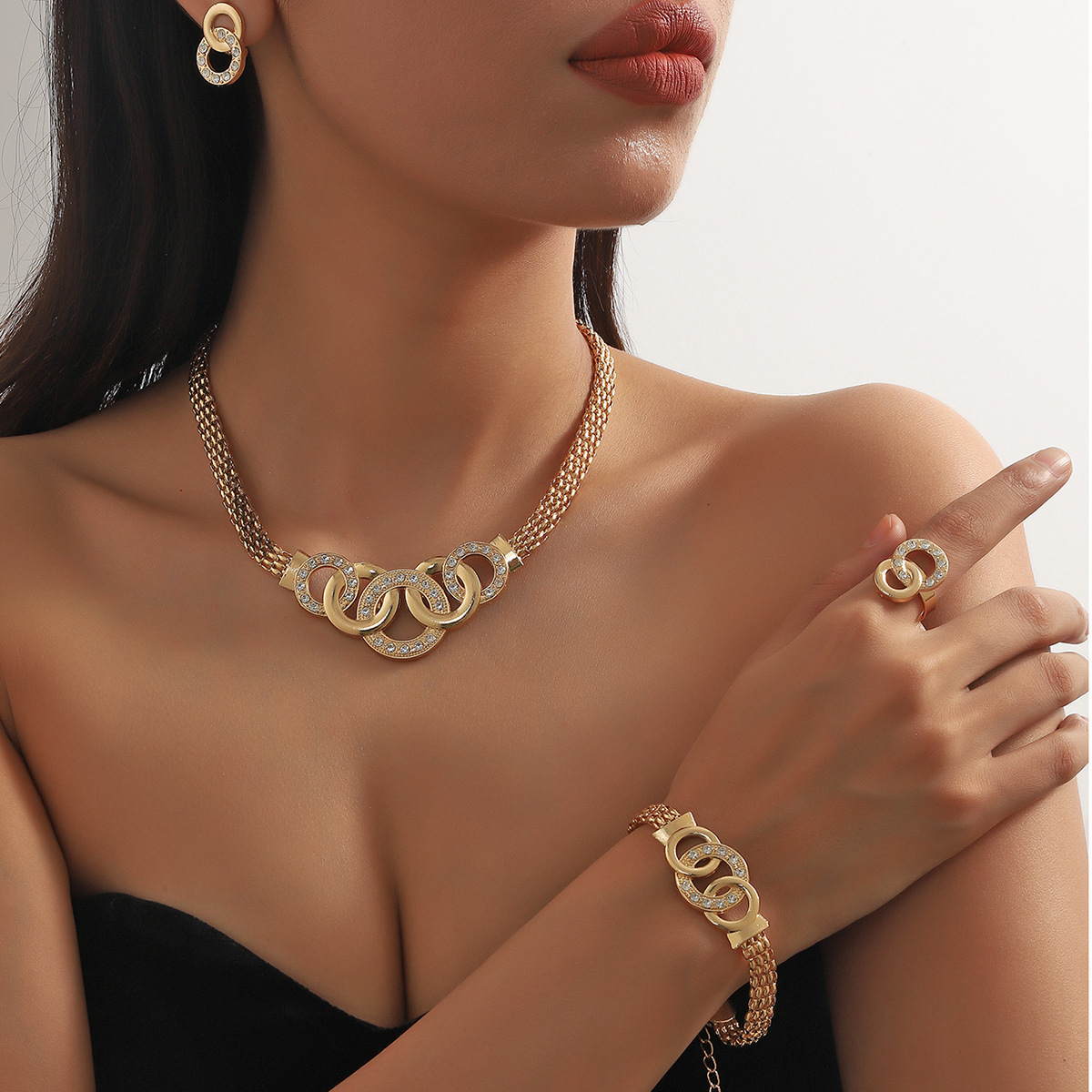 18K Gold Plated Interlocking Circle Rhinestone 4Pcs Jewelry Set Double Layer Snake Chain Women Necklace Earrings Bracelet Ring - view 3