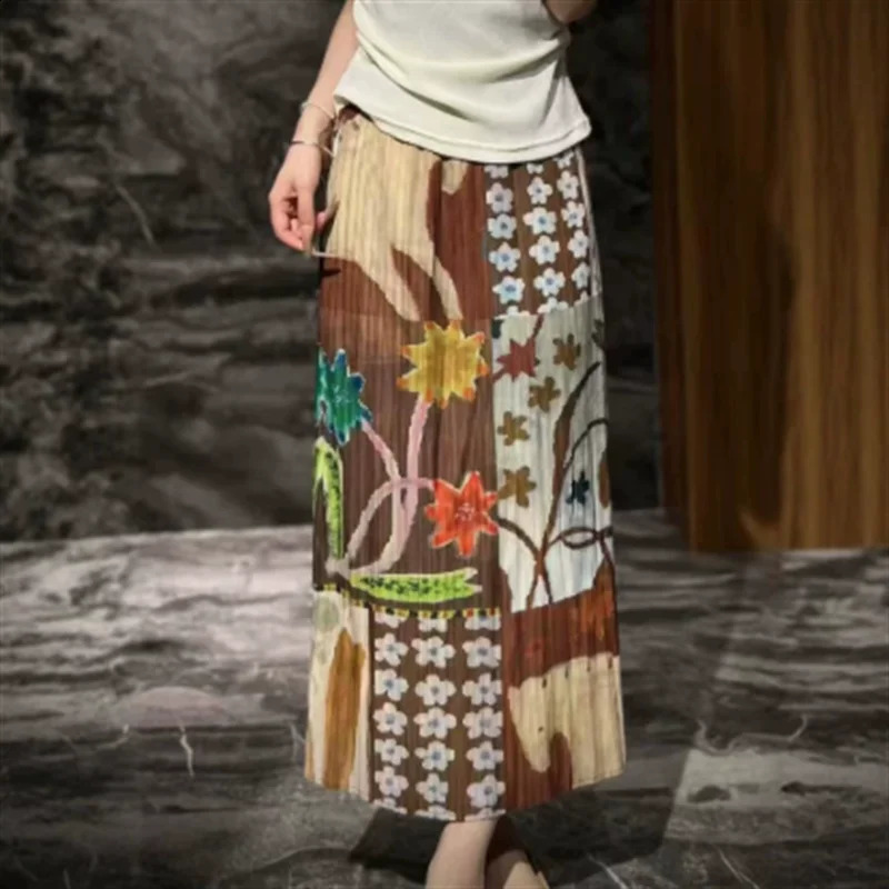 Miyake Pleated Printed Threedimensional Textured Elastic Waist Skirt 260626 - view 3