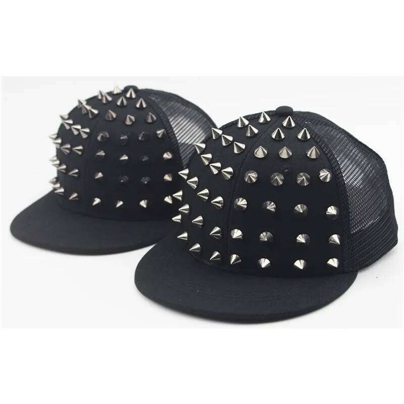 Men and Women's Rivet Flat Hat Punk Rock Hip Hop Stud Baseball Caps Y2K snapback cap outdoor gorras para hombres casquette homme W260626 - view 3