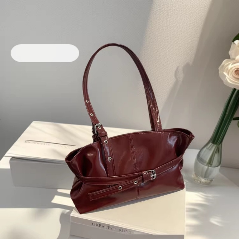 Niche Design Korean-Style Underarm 2026 Spring-Summer New Model, Large-Capacity Versatile Commuter Tote Bag, Women's Shoulder Bag Underarm Bag Vi