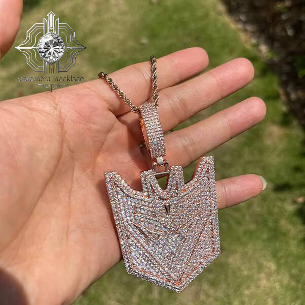 Best-selling Transformers Luxury Letter Hip-hop Jewelry with Certificate Ice Moissanite Crystal Pendant