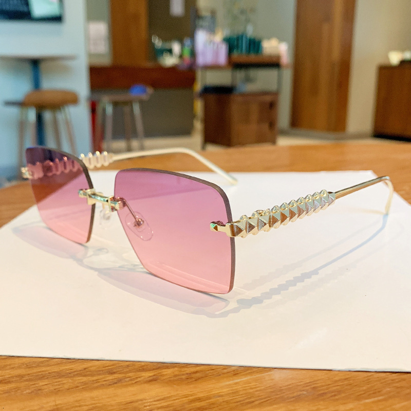 2026 Designer's New Metal Square Sunglasses For Women With A High-end Feel Studded Leg Cards Instagram Luxury Style Frameless Sunglasses Casual A - view 8