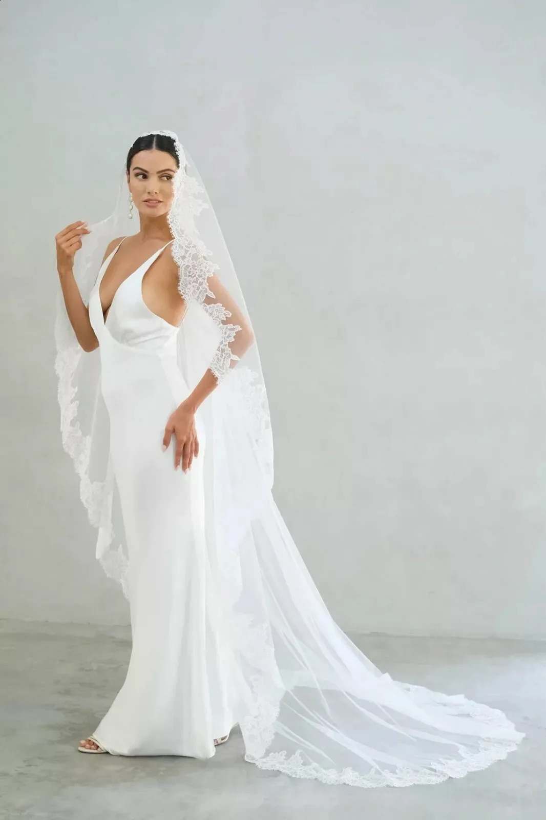 Customized 1 Tier Mantilla Wedding Veil Long Full Lace Edge Cathedral Bridal Veils Wedding Accessories Doda Velo De Novias 260617 - view 4