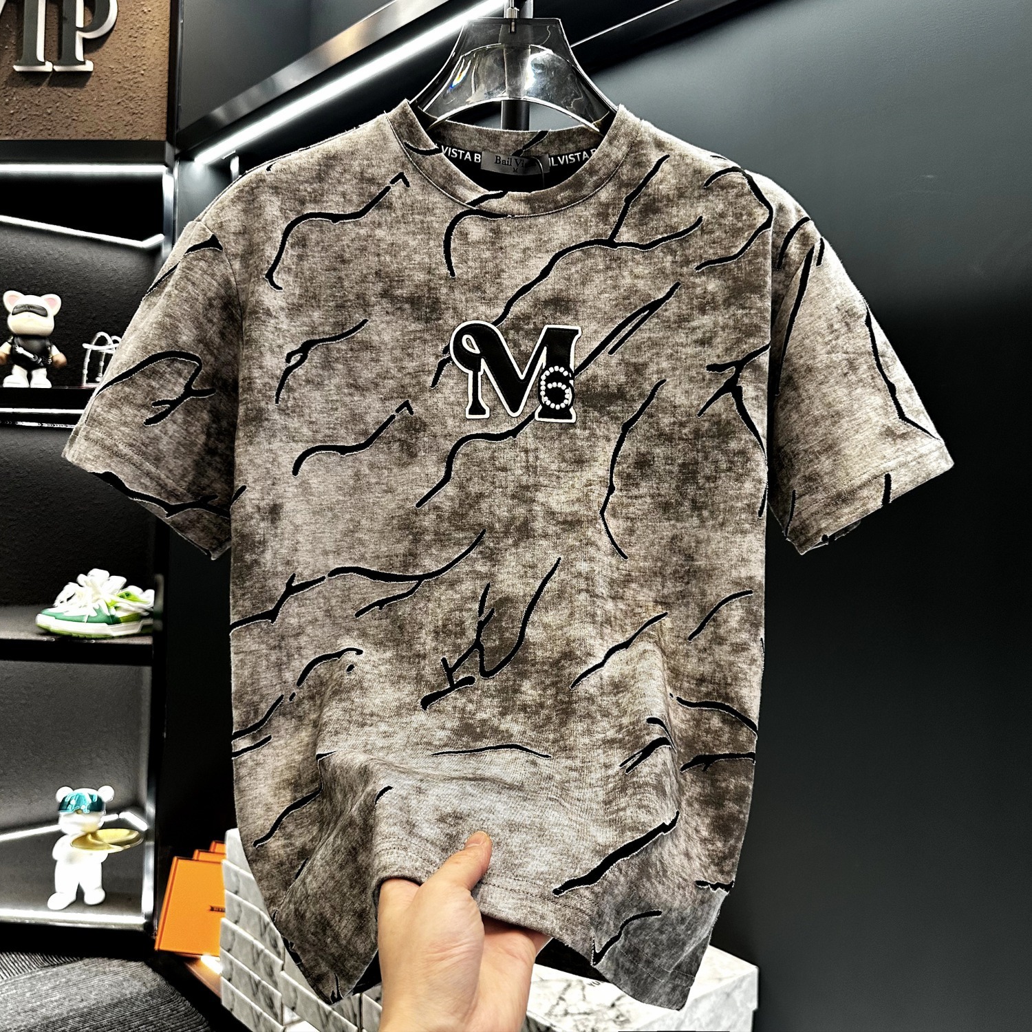 American-Style Light Luxury High-End Distressed Round-Neck Short-Sleeve T-Shirt, Trendy Brand, Summer 2025 New Men's Half-Sleeve Top Men Round-Ne - view 3