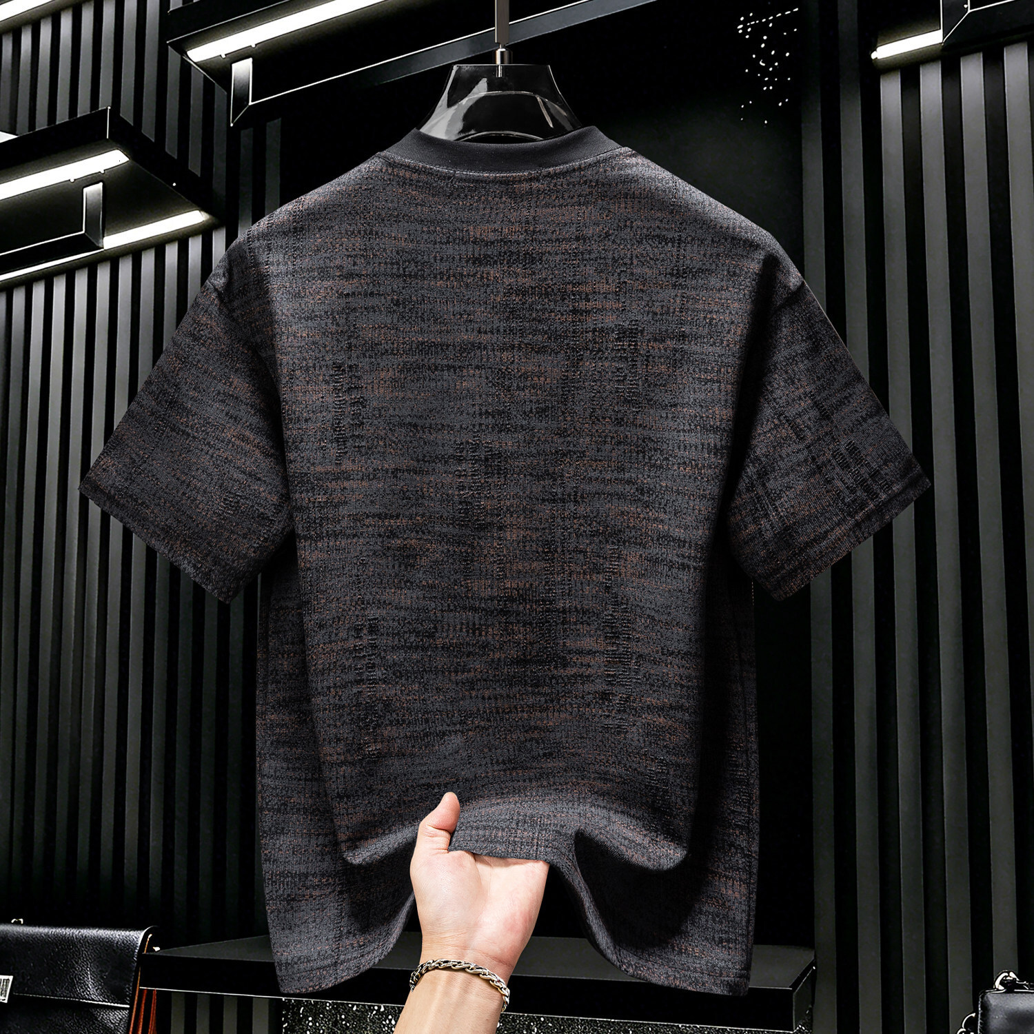 Men's High-End Embroidered Graffiti Short-Sleeve T-Shirt, New Summer Trendy Brand, Light Luxury Breathable Half-Sleeve Top - view 6