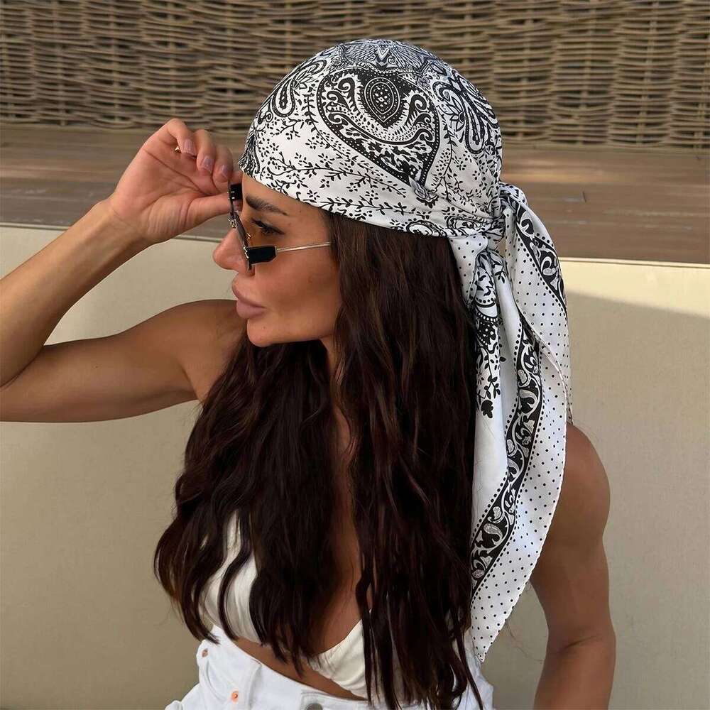 Square 90cm Silk Scarf Women Luxury Brand Satin Print Hijab Scarves Muslim Pareo Bandana Female Shawl Wrap Headband Foulard New 26Y06226