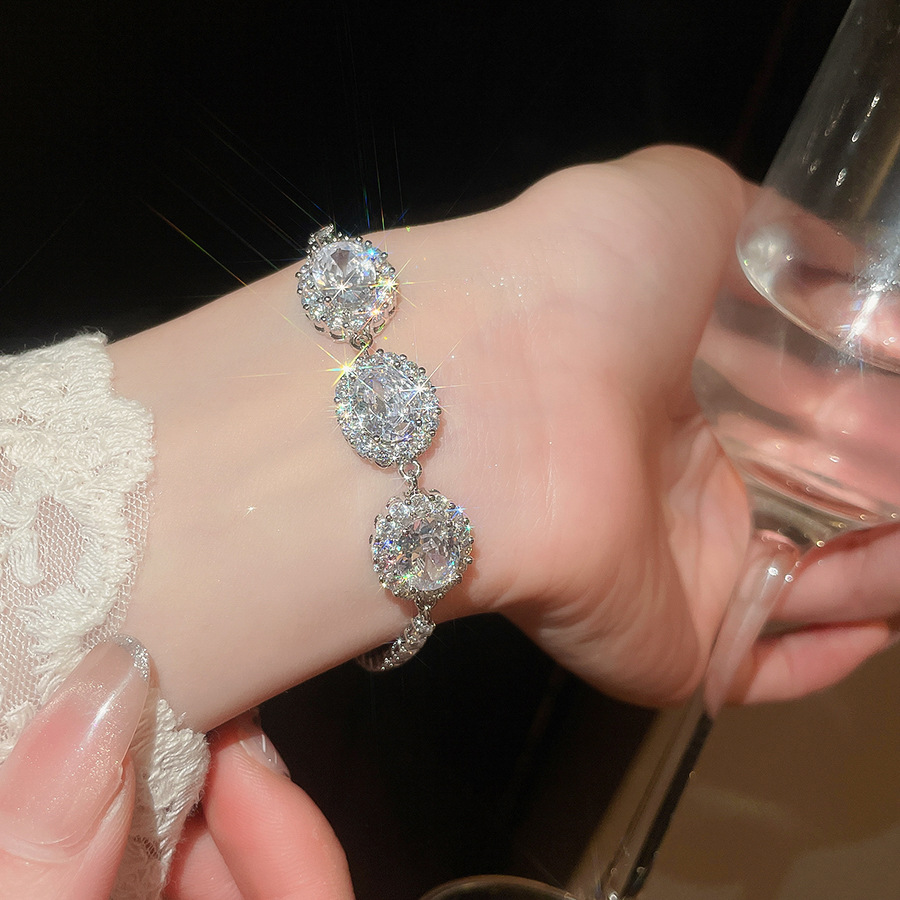 Dopamine Zircon Oval Bracelet for Women, Light Luxury High-End Fashionable European and American Style Unique Personalized Jewelry - view 9