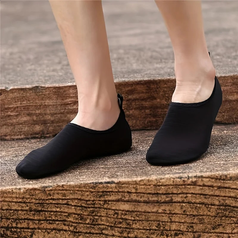 1Pair Wading Shoes Quick-drying Beach Barefoot Shoes Men Women Anti-slip Swimming Slippers Seaside Sports Sneakers Diving Socks 260622 - view 6