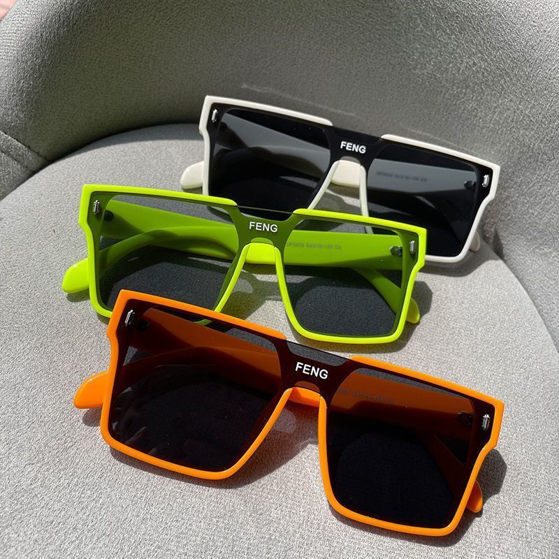 INS style sunglasses men's personality trendy and cool integrated style 2026 designer's new sunglasses women's mesh sunglasses casual a