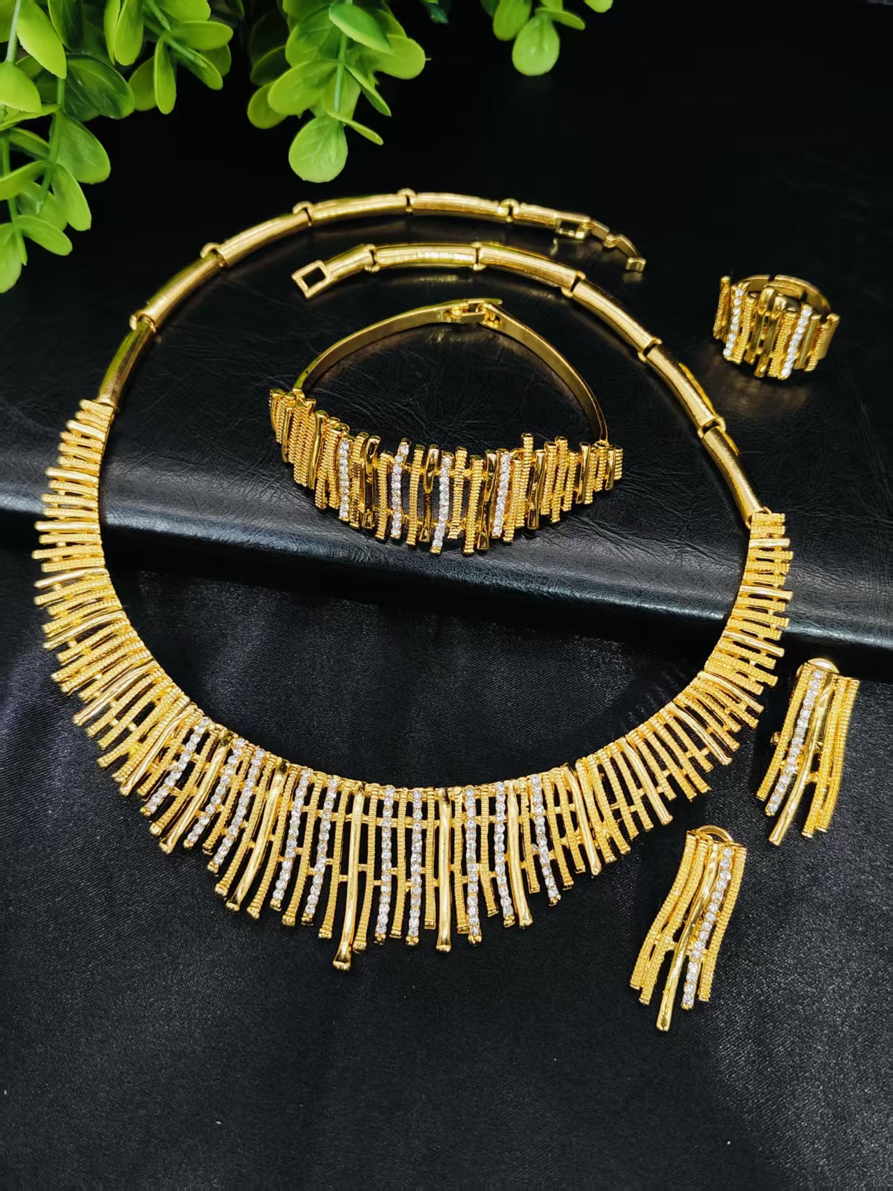 Nigerian Flower Necklace Earrings Jewelry Sets For Women Fashion 24K Gold Color Wedding Bracelets Indian Rings Bridal Gift - view 3