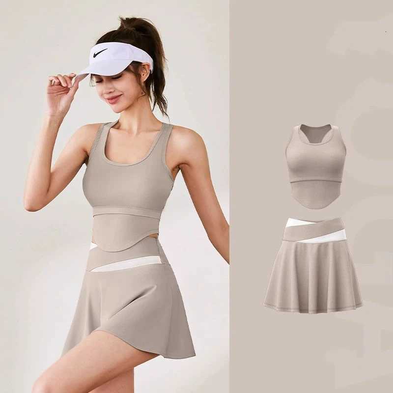 Summer Lightweight High Waist Women Slim Fit Squat Proof Skort Matching Sets U-Shaped Cutout Wide Strap Tank Top Yoga Sets M260626 - view 3