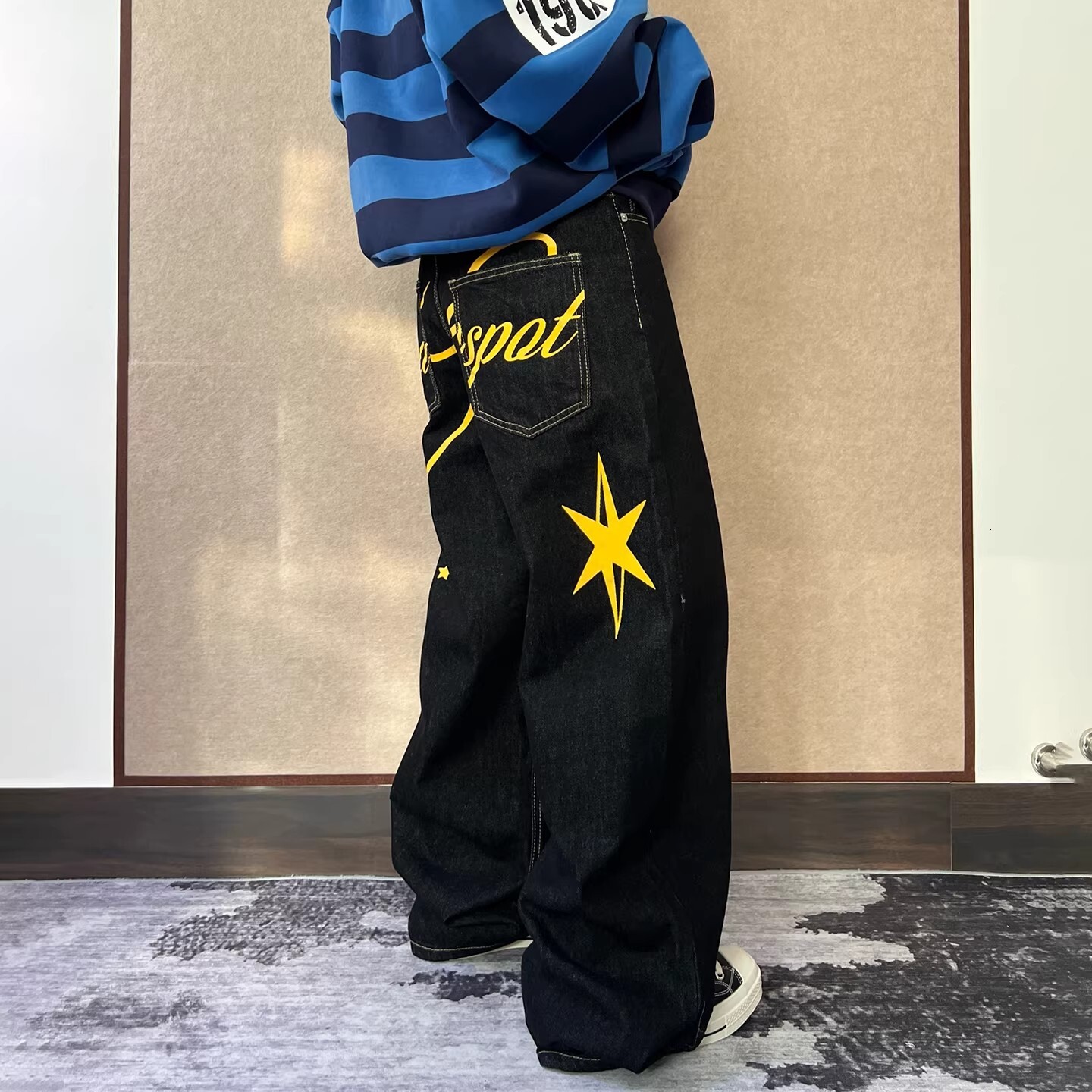 Zhichou Original American-Style Letter Star Print Jeans For Men And Women, Loose-Fitting Boyfriend Style Street Design Wide-Leg Pants - view 4
