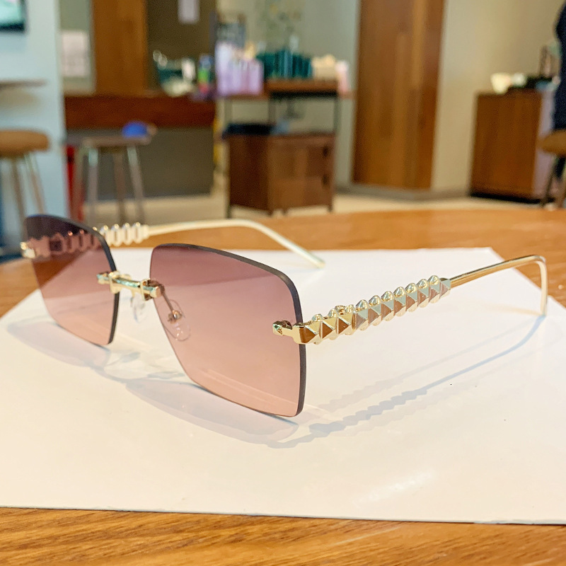 2026 Designer's New Metal Square Sunglasses For Women With A High-end Feel Studded Leg Cards Instagram Luxury Style Frameless Sunglasses Casual A - view 4