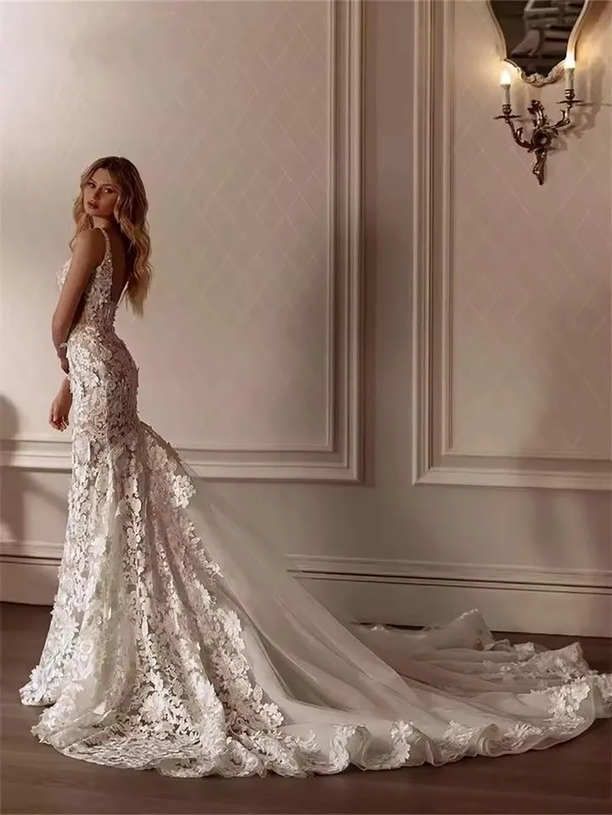 Designer Flowers Lace Wedding Dress Spaghetti Straps Boho Garden Bridal Gowns Sweep Train Backless Sexy Bridal Gowns Tulle Long Train Bride Vestidos D - view 6