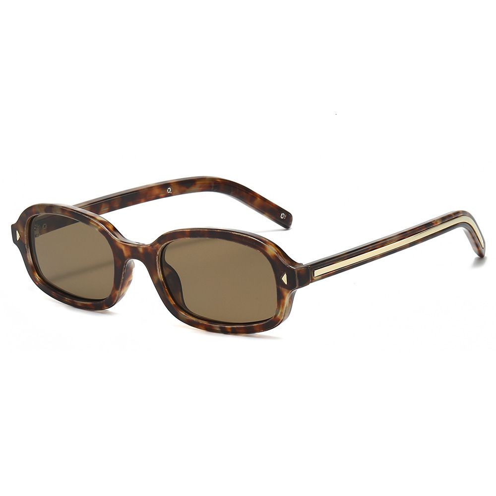 2026 Small Frame Fashion Sunglasses, Versatile Street Style Sun Protection Glasses With Rivet And Metal Decorations - view 4