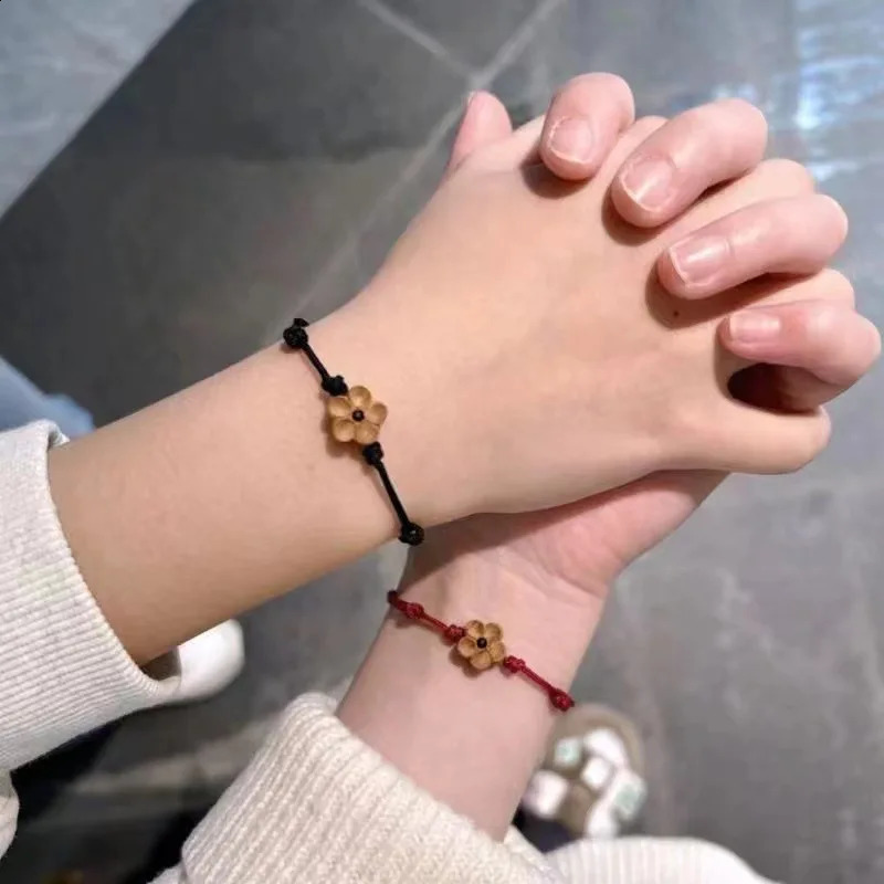 Wooden Plum Blossom Red Bracelet Rope Hand Woven Lucky Retro Creative Gift Girlfriends Couples Jewelry 260617