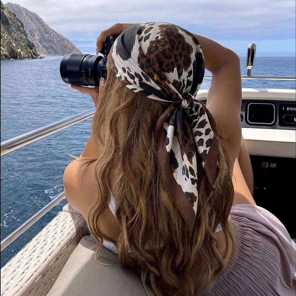 Fashion Leopard Print 70cm Silk Hairbands Scarf Women 2026 New Elagant Bandana Neck Kerchief Head Bands Foulard Female Scarfs 26Y06226 - view 1