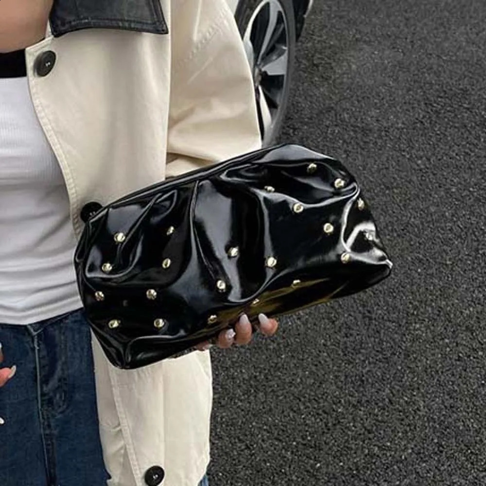 Versatile PU Rivet Clutch Bag Retro Magnetic Button Pleated Leather Handbag Polyester Antisplash Water Female Phone Organizer 260612 - view 4