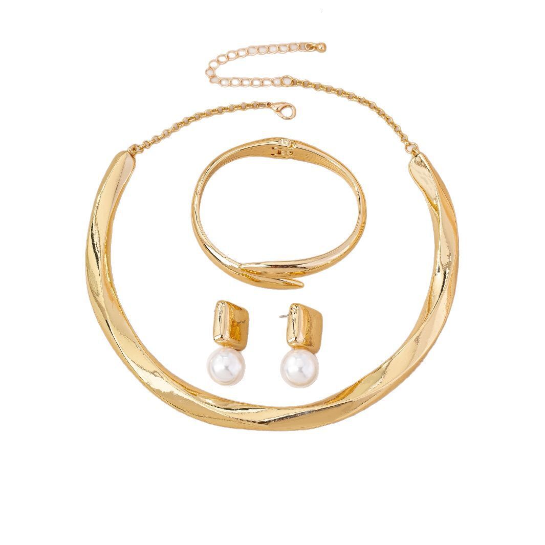 18K Gold Plated Twisted Wave Jewelry Set Ins Light Luxury Women Choker Necklace Open Bangle Bracelet Pearl Earrings - view 6